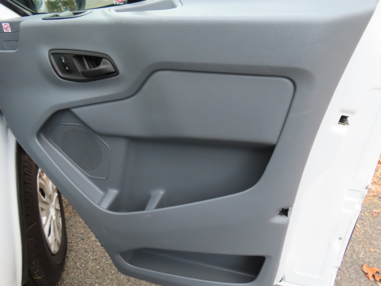 Ford Transit T-250 130" Low Rf 9000 GVWR Sliding RH Dr 2019