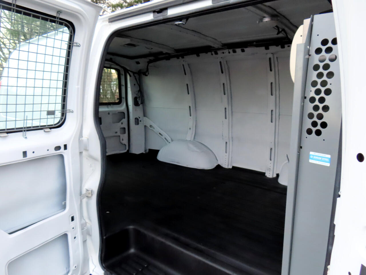 Chevrolet Express  2013