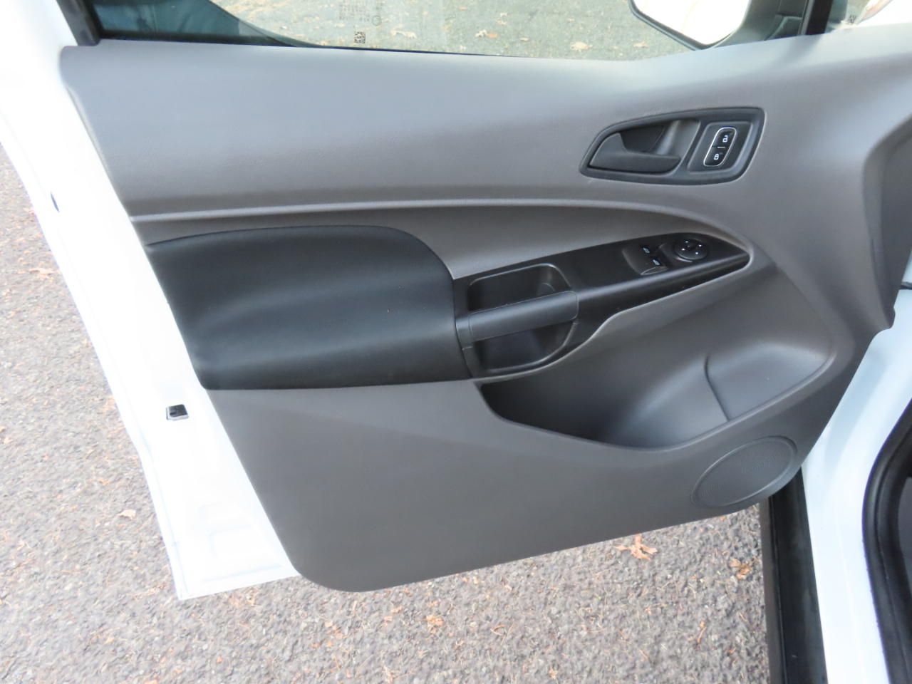 Ford Transit Connect XL LWB w/Rear Symmetrical Doors 2020