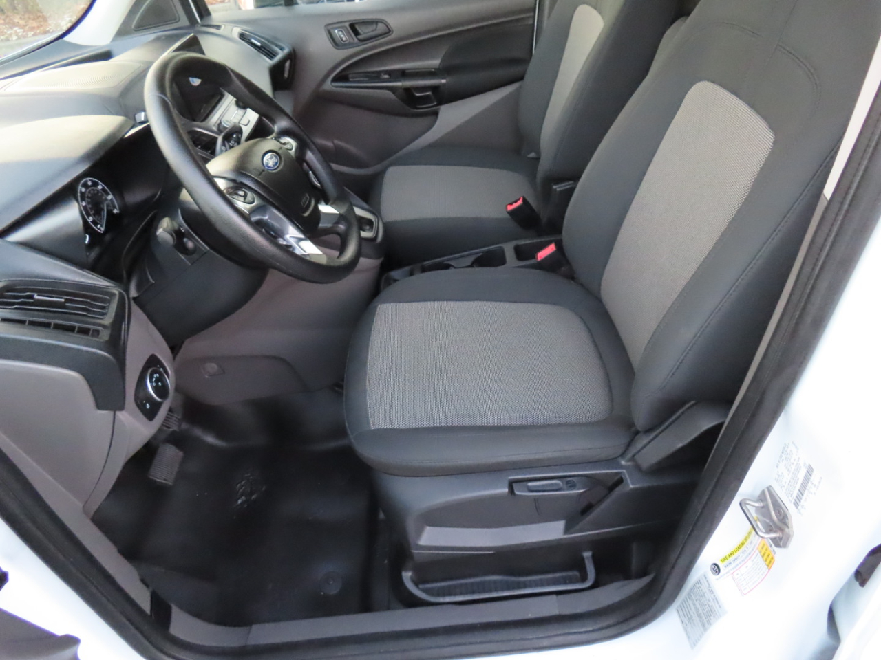 Ford Transit Connect XL LWB w/Rear Symmetrical Doors 2020