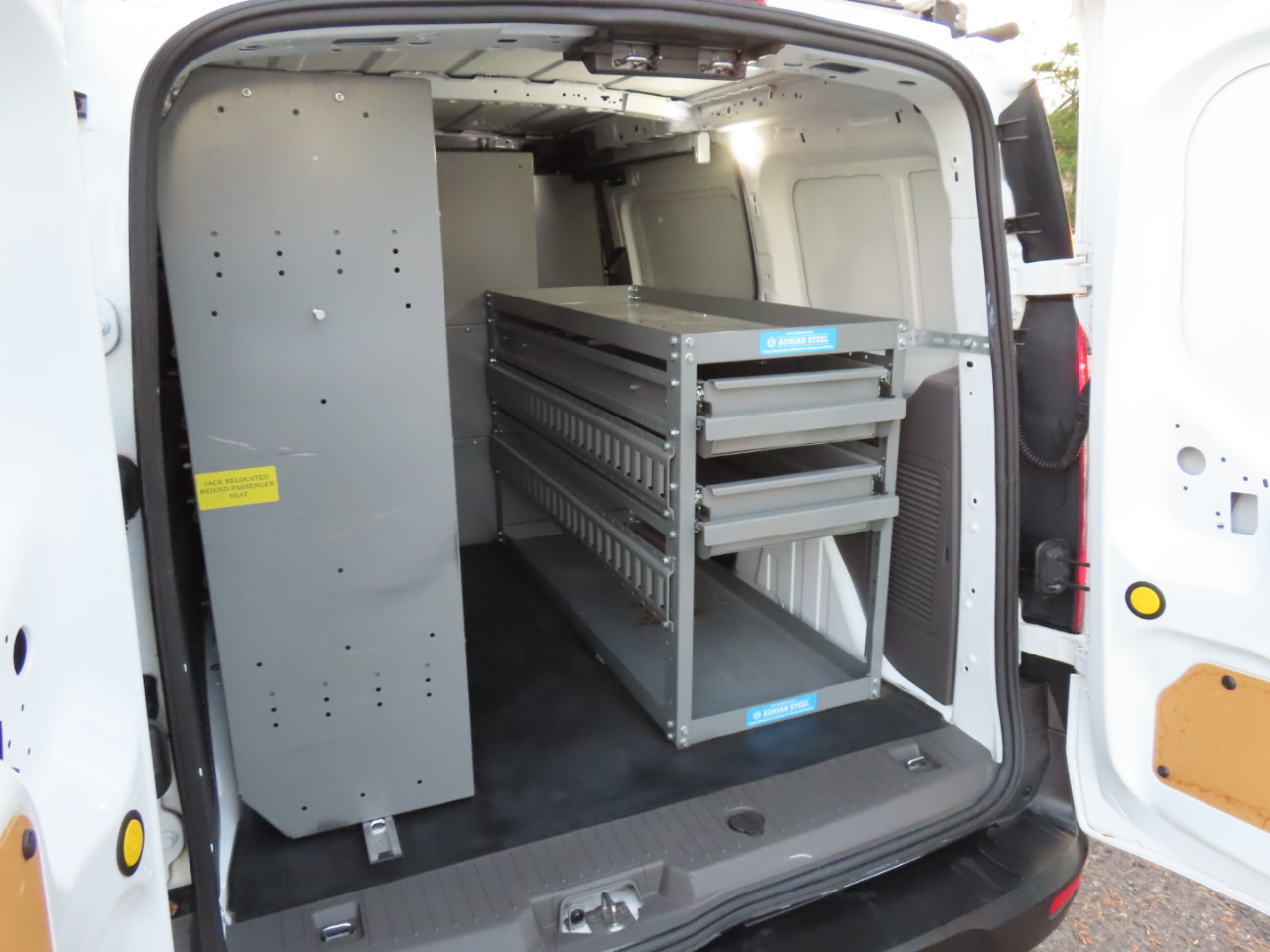 Ford Transit Connect XL LWB w/Rear Symmetrical Doors 2020