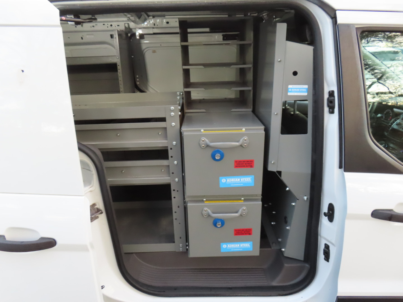 Ford Transit Connect XL LWB w/Rear Symmetrical Doors 2020