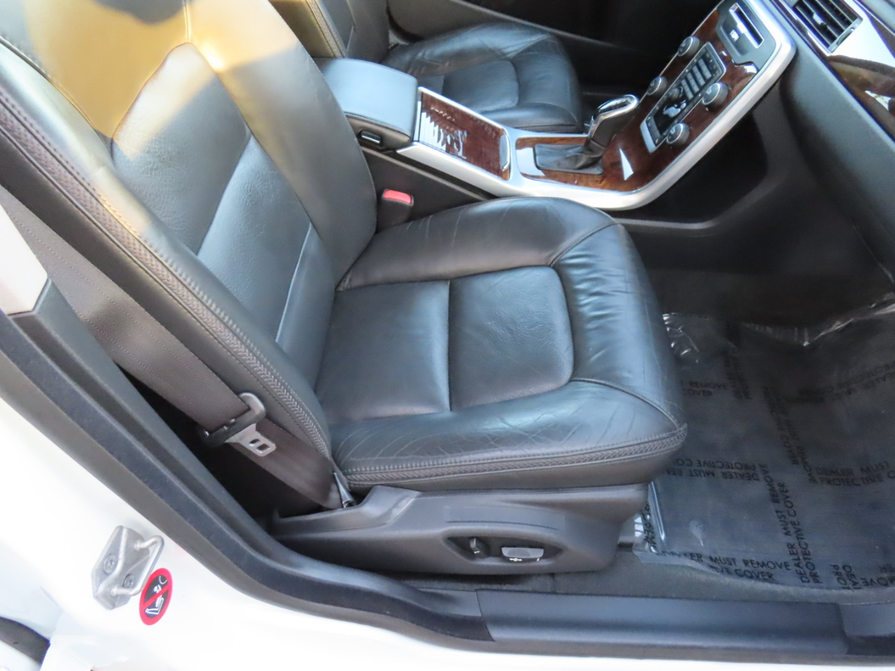 Volvo XC70 AWD 4dr Wgn T6 Platinum 2015