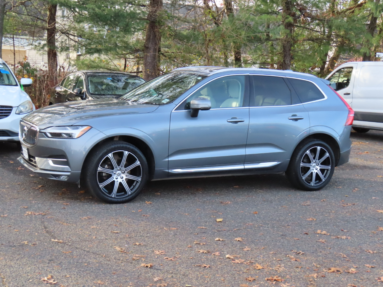 2021 Volvo XC60 T5 Inscription photo 2