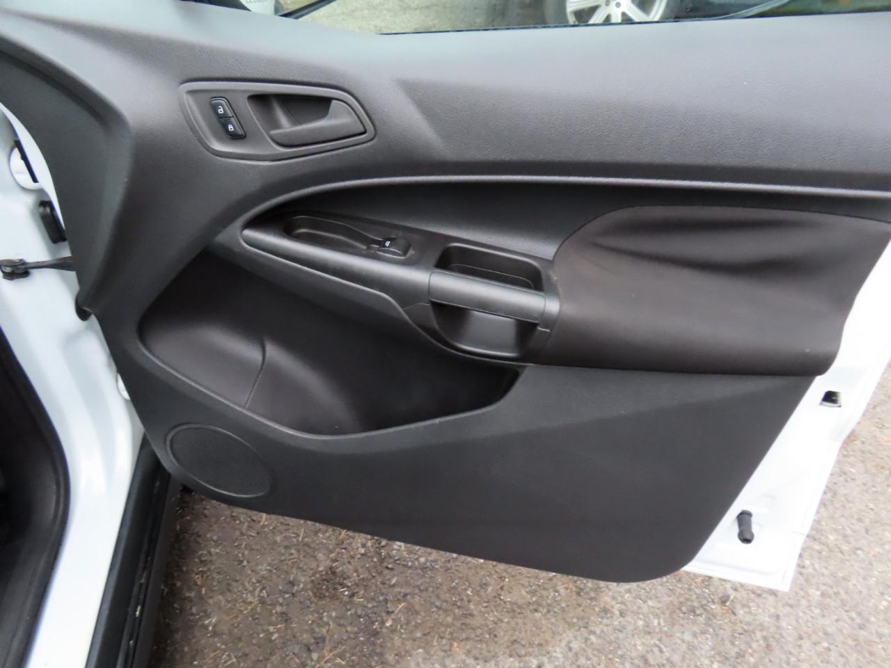 Ford Transit Connect SWB XL 2015