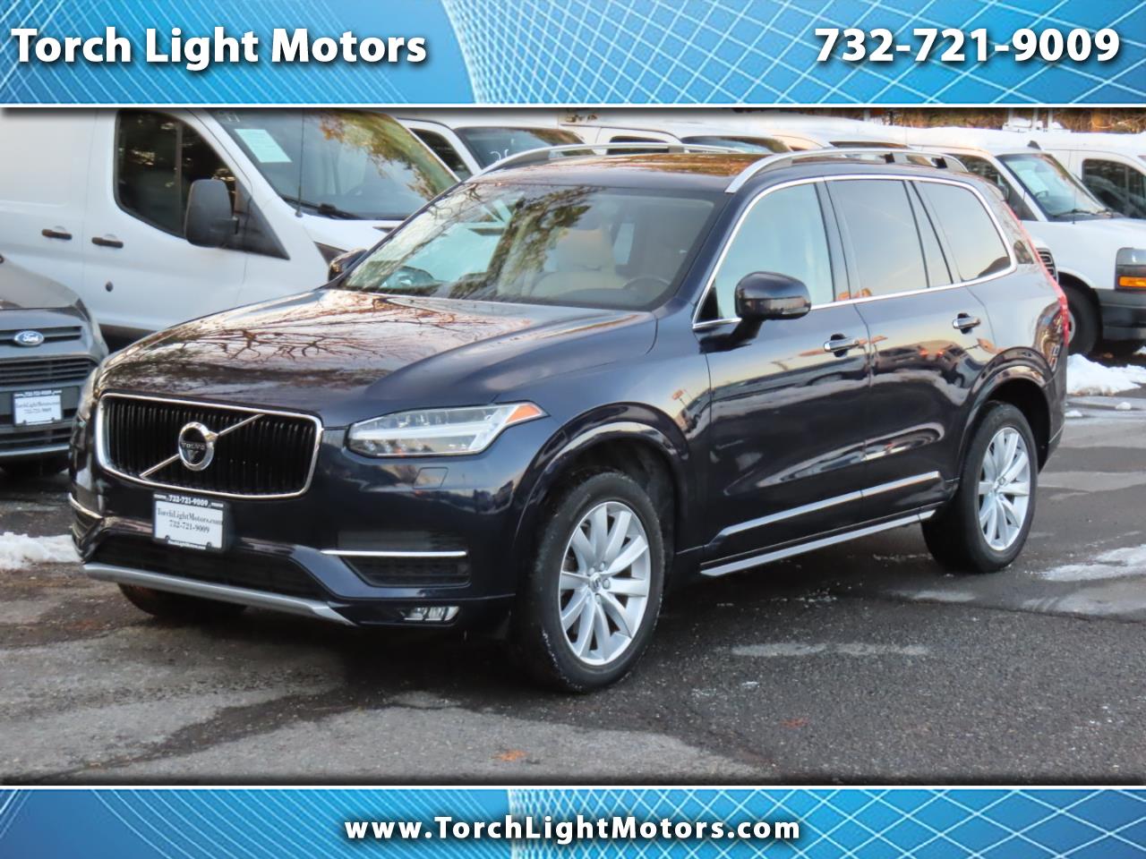2016 Volvo XC90 Momentum's photo