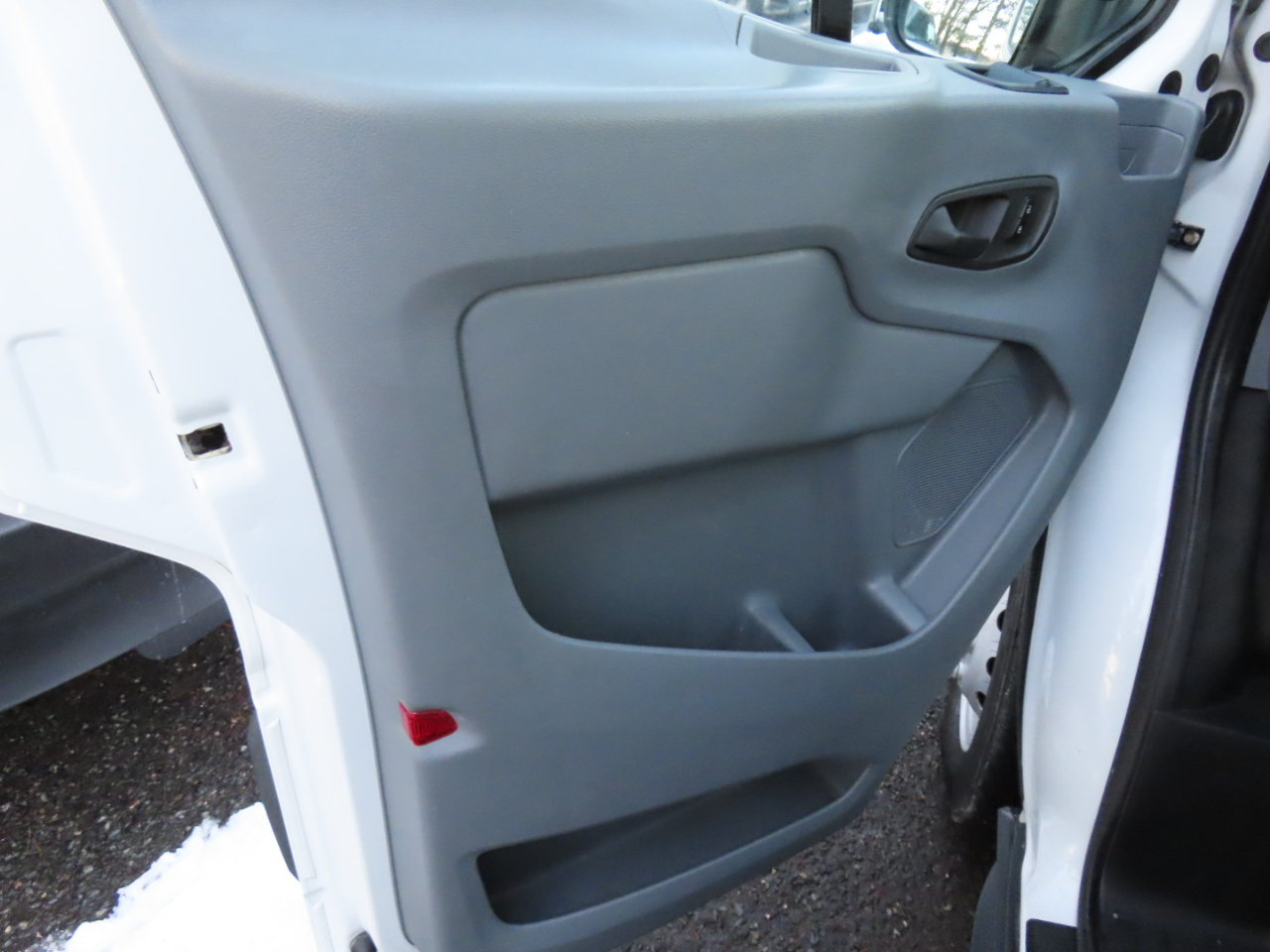 Ford T350HD Vans XLT Wgn High Roof 148eL 2017