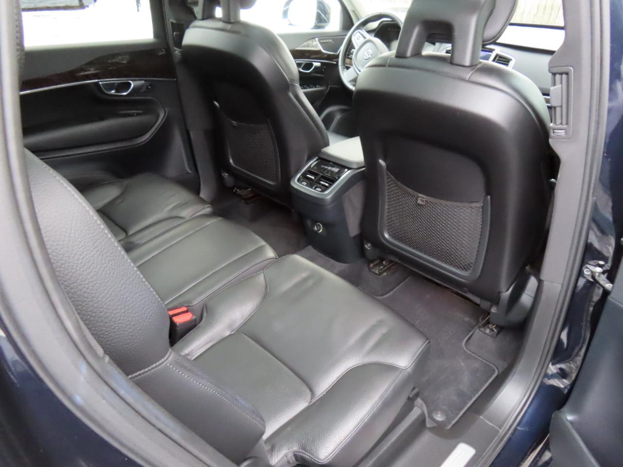 Volvo XC90 T6 AWD 7-Passenger Momentum 2017