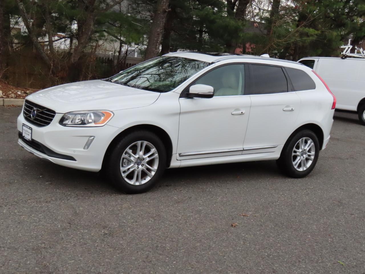 Volvo XC60 2015.5 AWD 4dr T5 2015