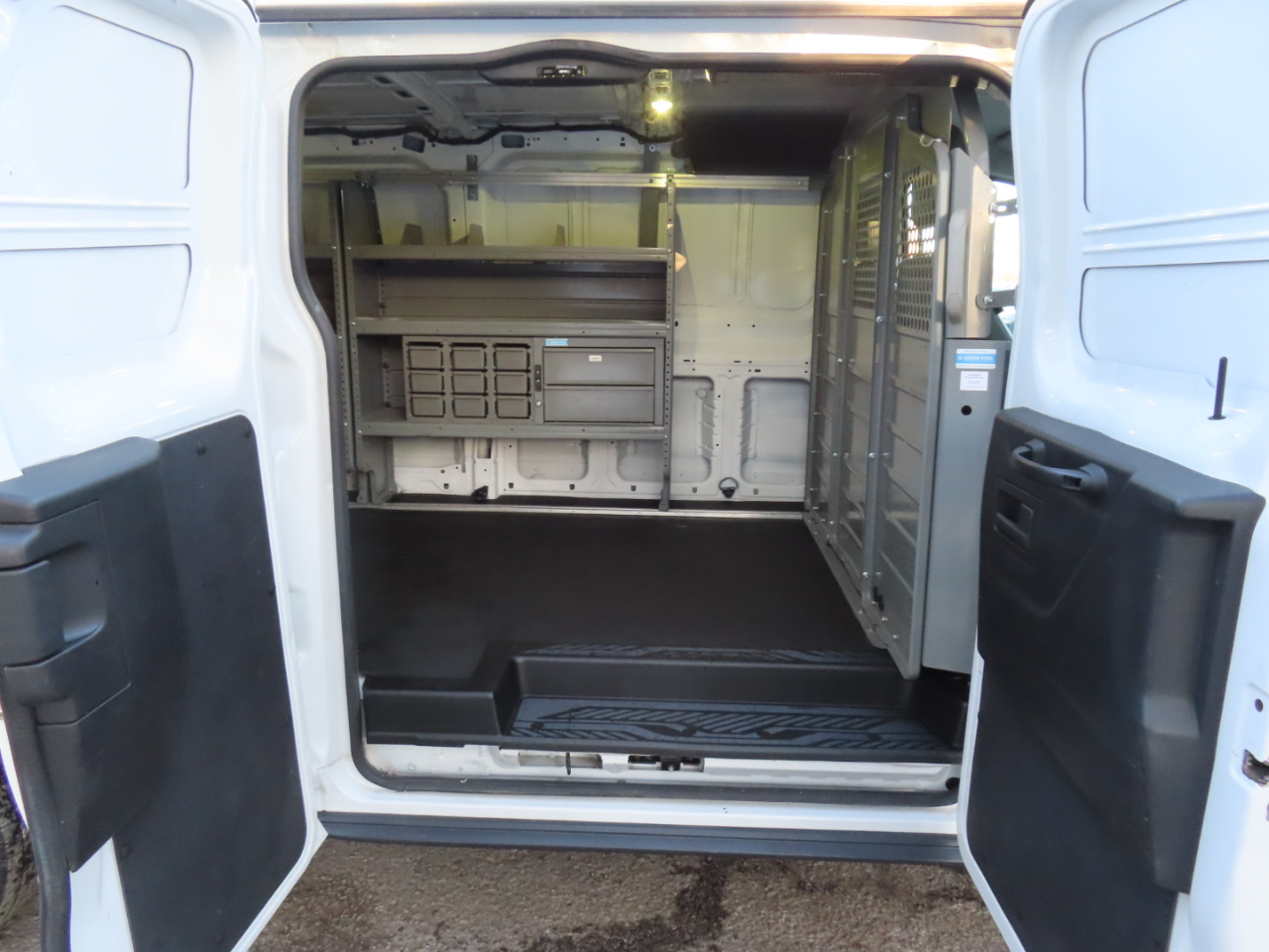 Ford Transit Van T-250 148" Low Rf 9000 GVWR Swing-Out RH Dr 2017