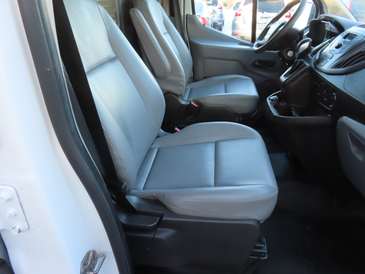 Ford Transit Van T-250 148" Low Rf 9000 GVWR Swing-Out RH Dr 2017