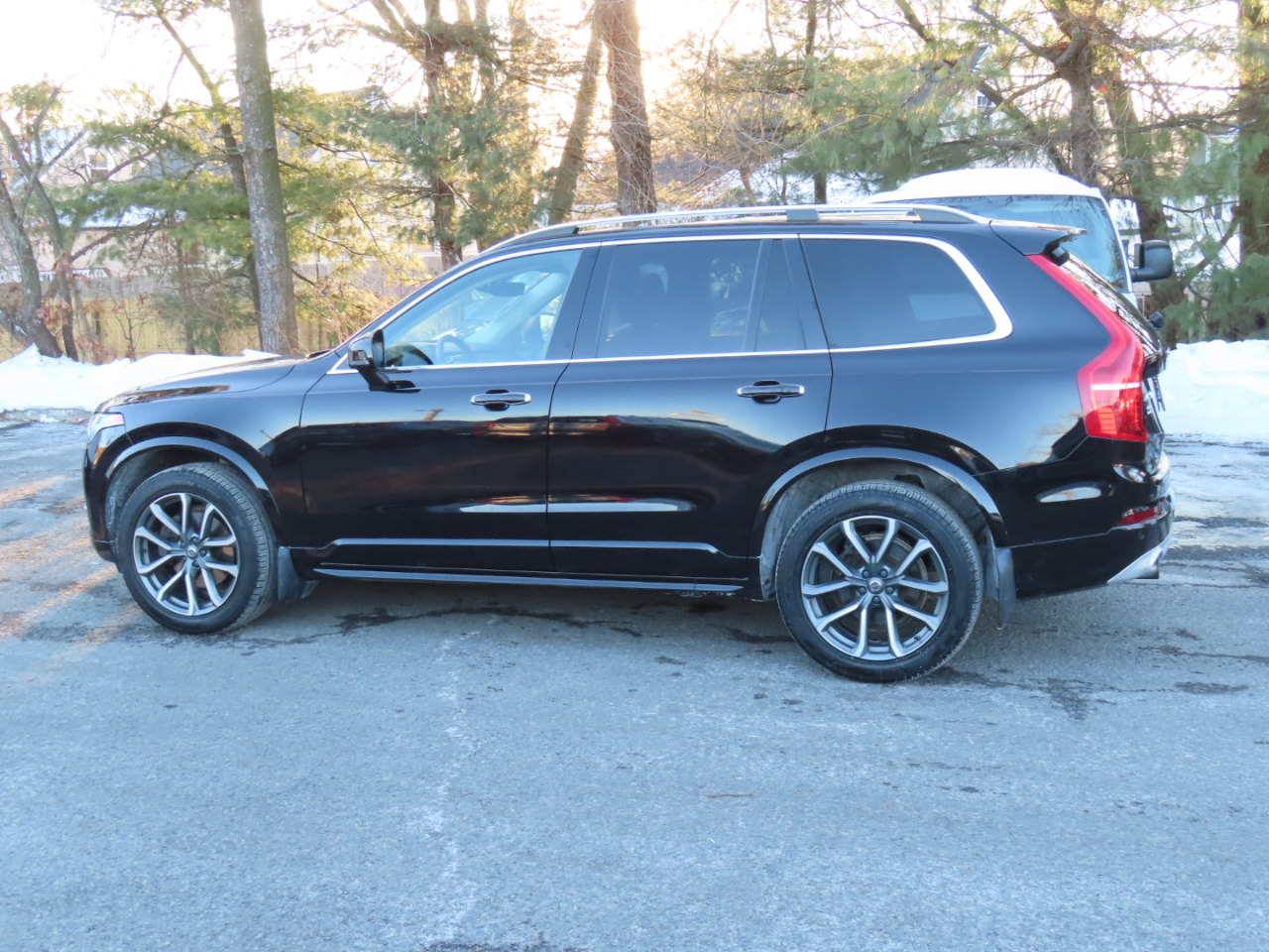Volvo XC90 T5 AWD Momentum 2019