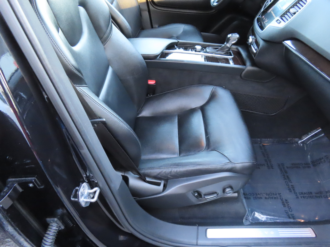 Volvo XC90 T5 AWD Momentum 2019