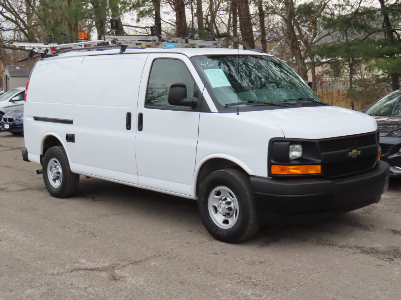 Chevrolet Express Cargo Van RWD 2500 135" 2017