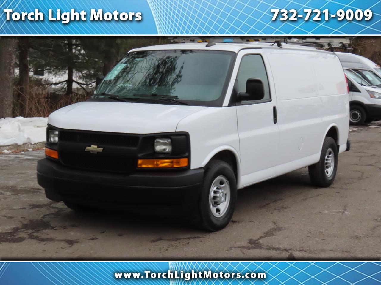 Chevrolet Express Cargo Van RWD 2500 135" 2017