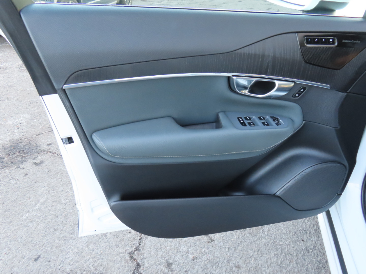 Volvo XC90 T6 AWD Momentum 7 Passenger 2020