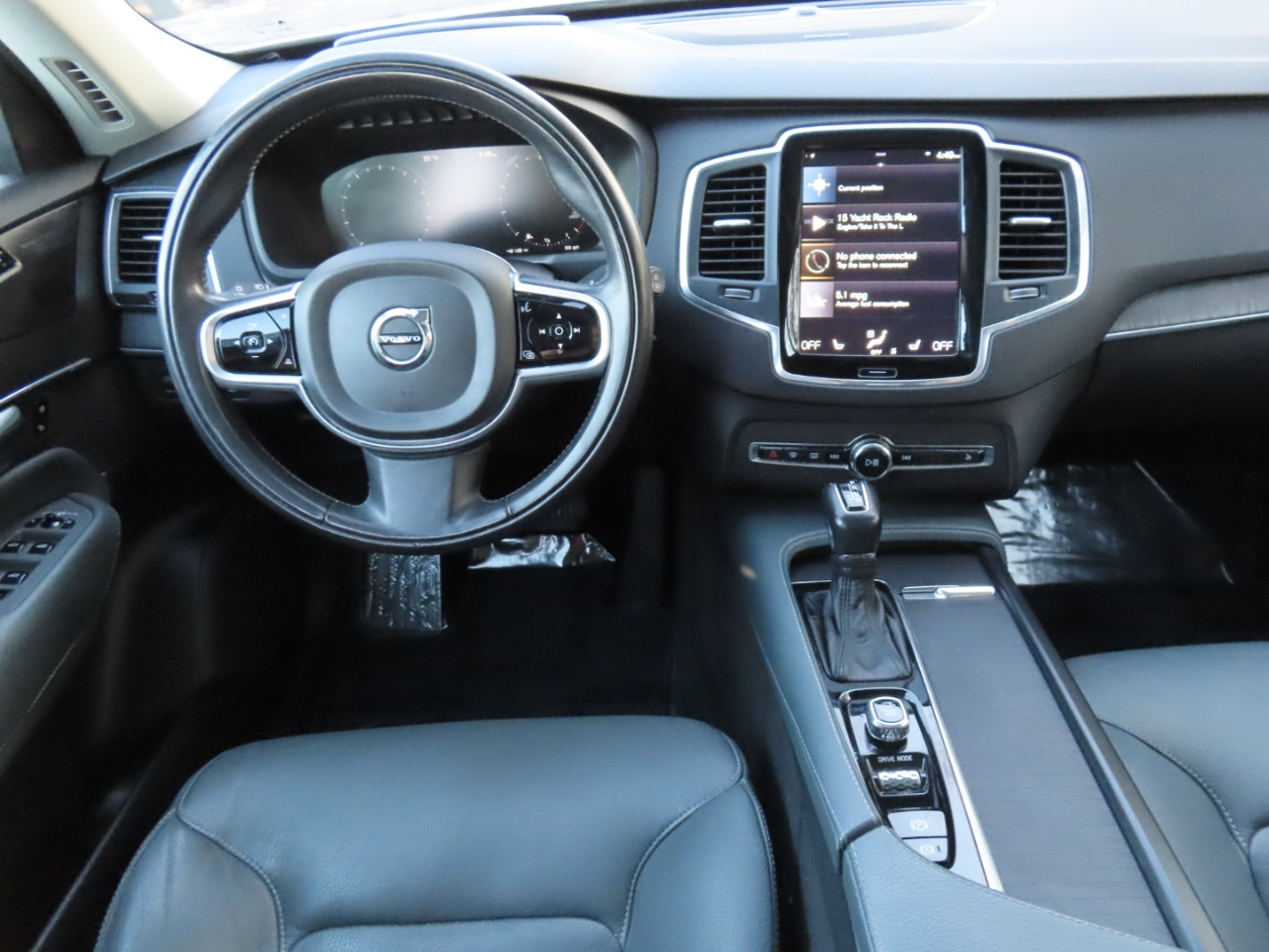 Volvo XC90 T6 AWD Momentum 7 Passenger 2020