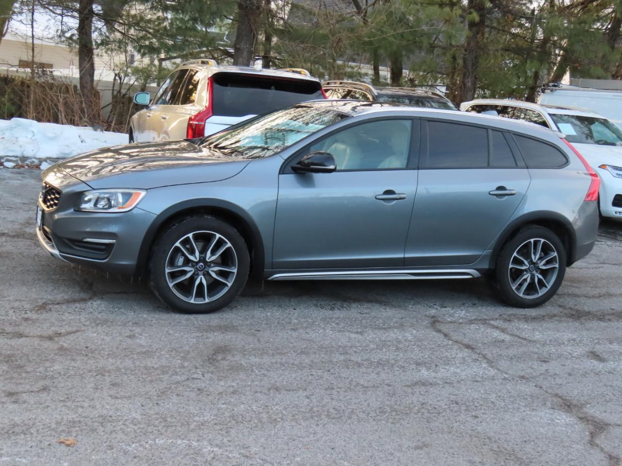 Volvo V60 Cross Country T5 AWD 2017