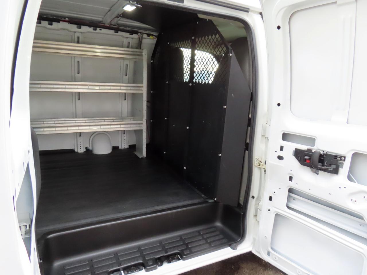 Chevrolet Express Cargo Van RWD 1500 135" 2012