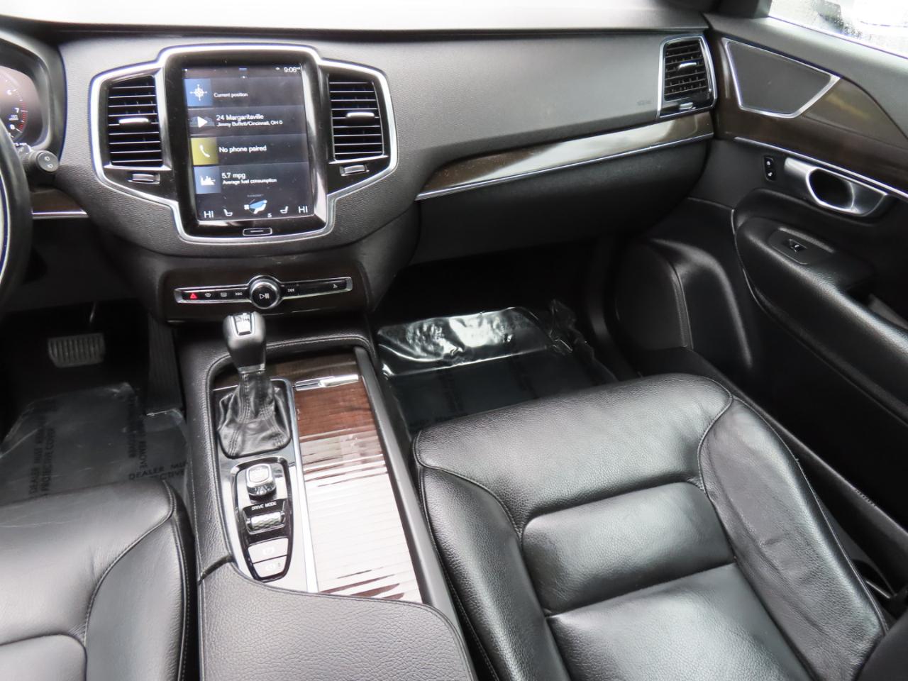 Volvo XC90 T6 AWD 7-Passenger Momentum 2018