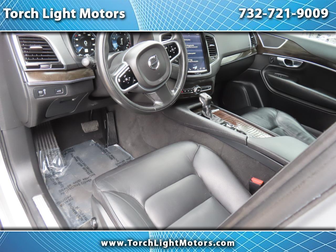 2018 Volvo XC90 T6 AWD 7-Passenger Momentum