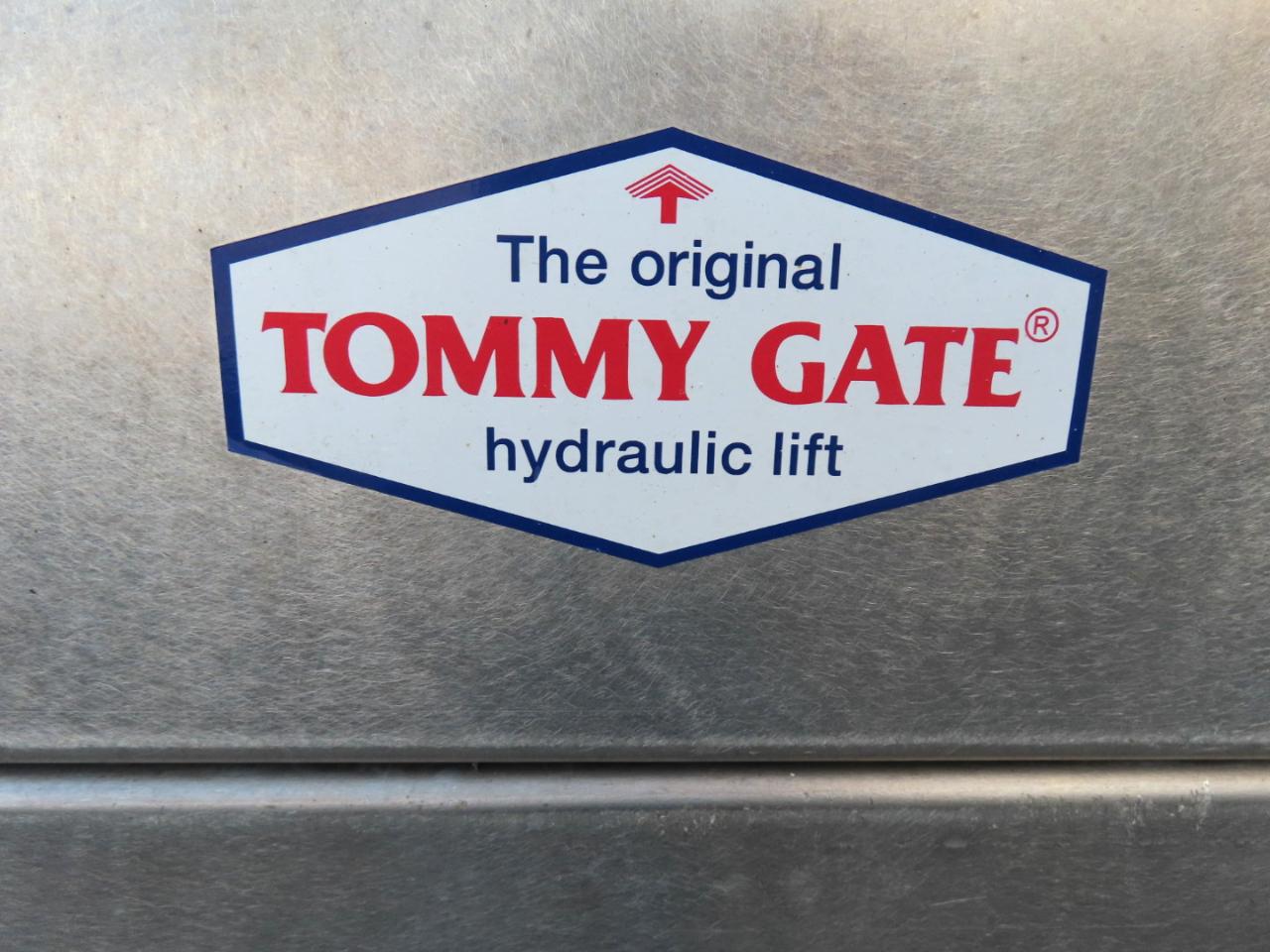 Chevrolet Express Cargo Van RWD 3500 135" 2022