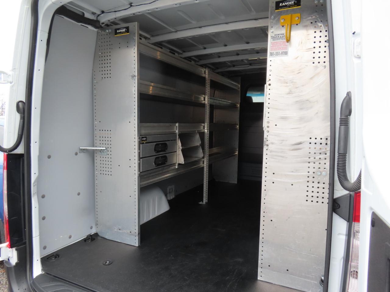 Mercedes-Benz Sprinter Cargo Van 1500 Standard Roof I4 144" RWD 2020