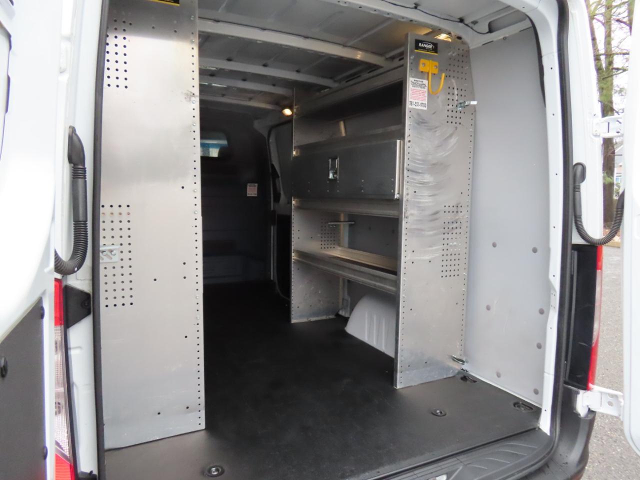 Mercedes-Benz Sprinter Cargo Van 1500 Standard Roof I4 144" RWD 2020