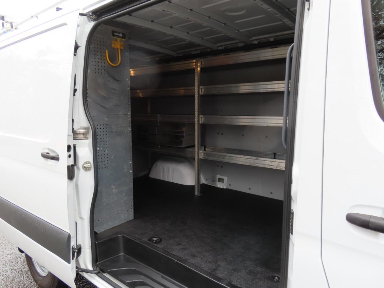 Mercedes-Benz Sprinter Cargo Van 1500 Standard Roof I4 144" RWD 2020