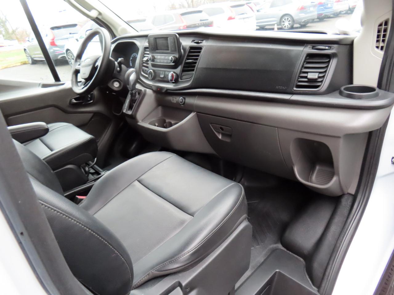 Ford Transit Cargo Van T-250 130" Med Rf 9070 GVWR RWD 2020