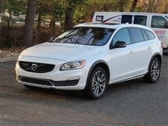 2018 Volvo V60 Cross Country 