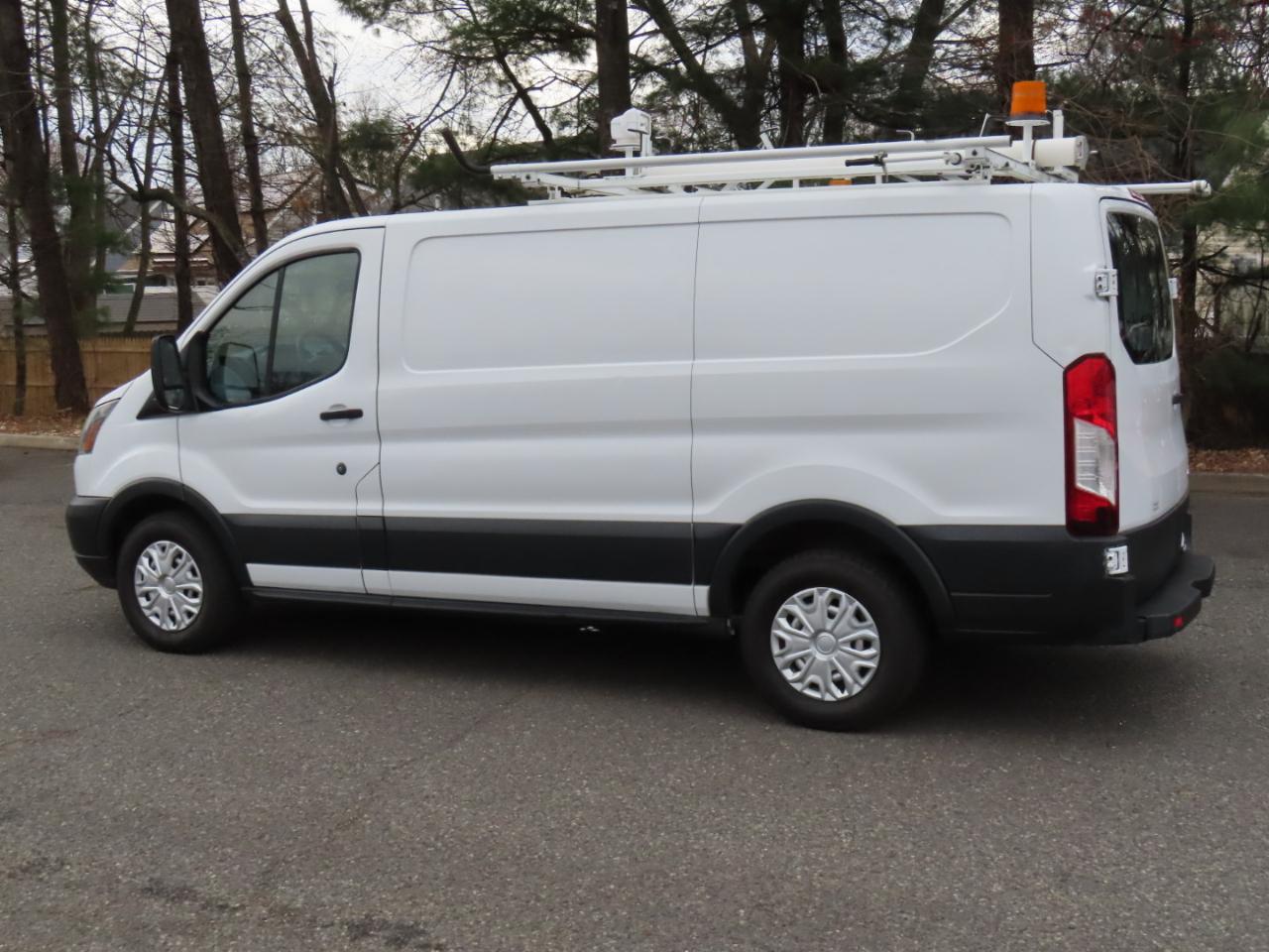 Ford Transit Cargo Van T-150 130" Low Rf 8600 GVWR Sliding RH Dr 2015