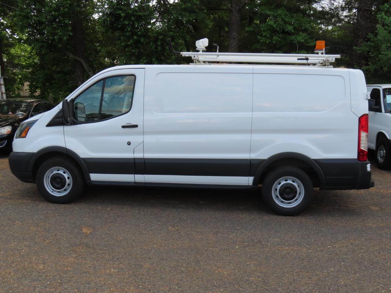 Ford Transit Cargo Van T-150 130" Low Rf 8600 GVWR Sliding RH Dr 2015