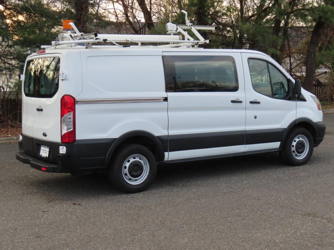 Ford Transit Cargo Van T-150 130" Low Rf 8600 GVWR Sliding RH Dr 2015