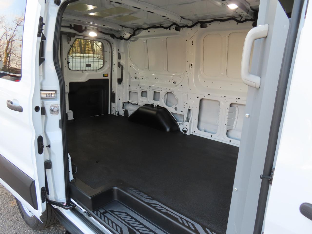 Ford Transit Cargo Van T-250 130" Low Rf 9070 GVWR RWD 2020