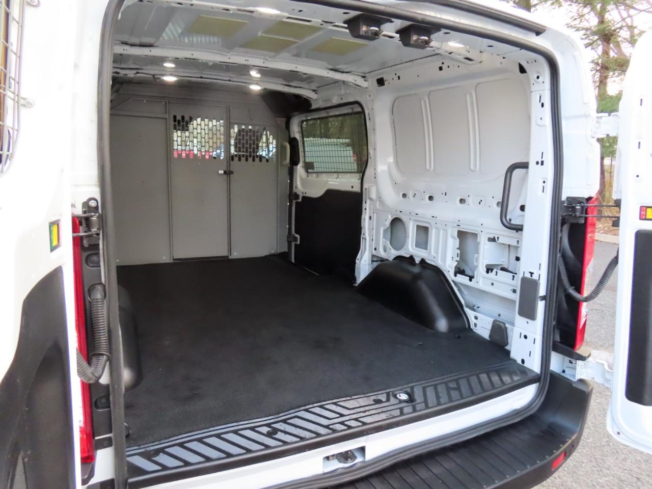 Ford Transit Cargo Van T-250 130" Low Rf 9070 GVWR RWD 2020