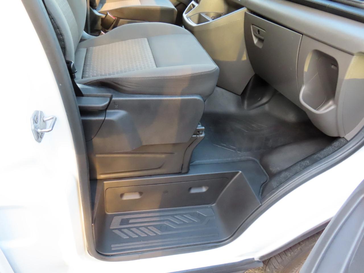 Ford Transit Cargo Van T-250 130" Low Rf 9070 GVWR RWD 2020