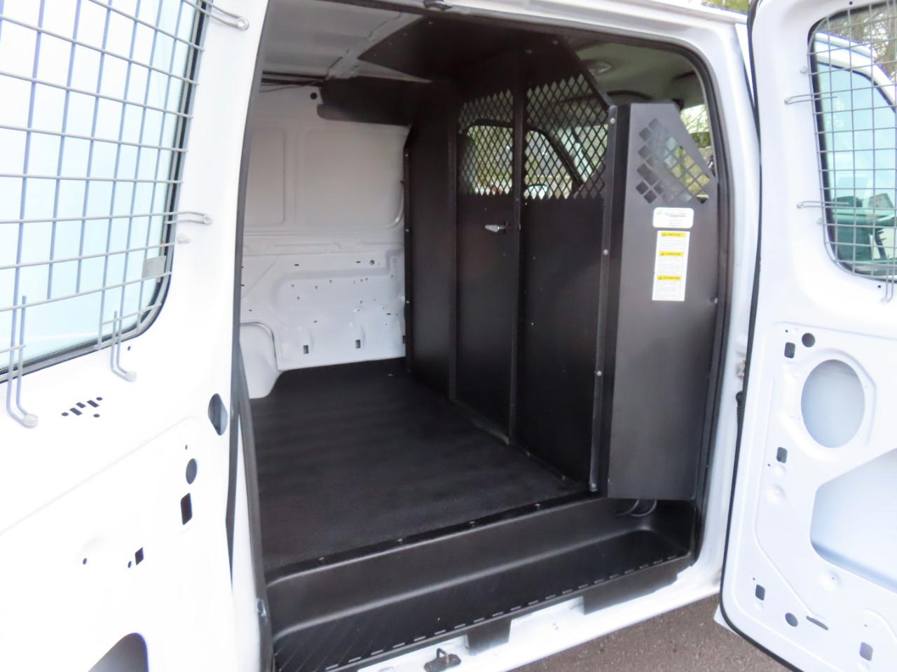 Ford Econoline Cargo Van E-150 Commercial 2014