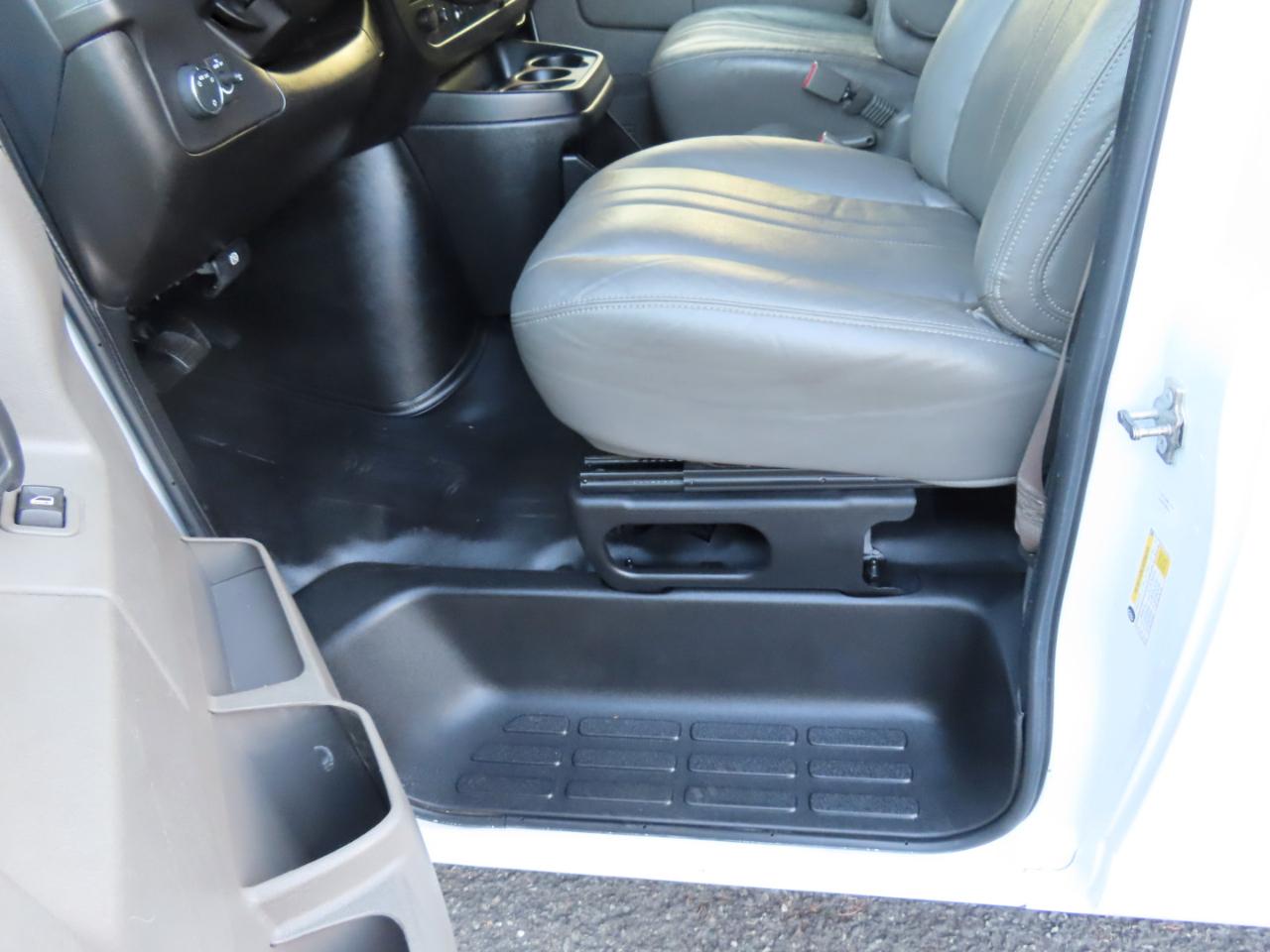 Chevrolet Express Cargo Van  2023