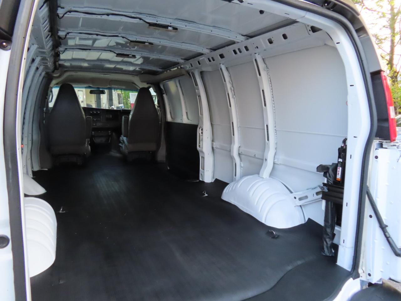 Chevrolet Express Cargo Van  2023