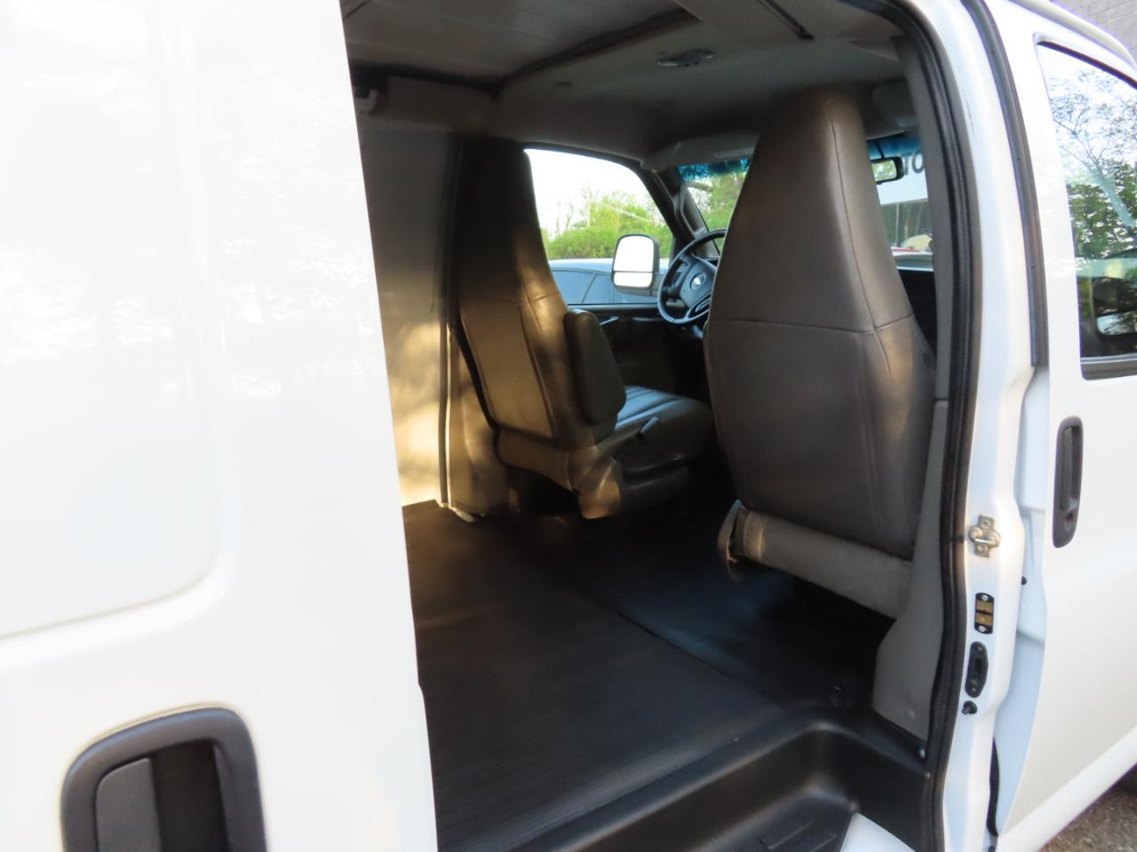 Chevrolet Express Cargo Van  2023