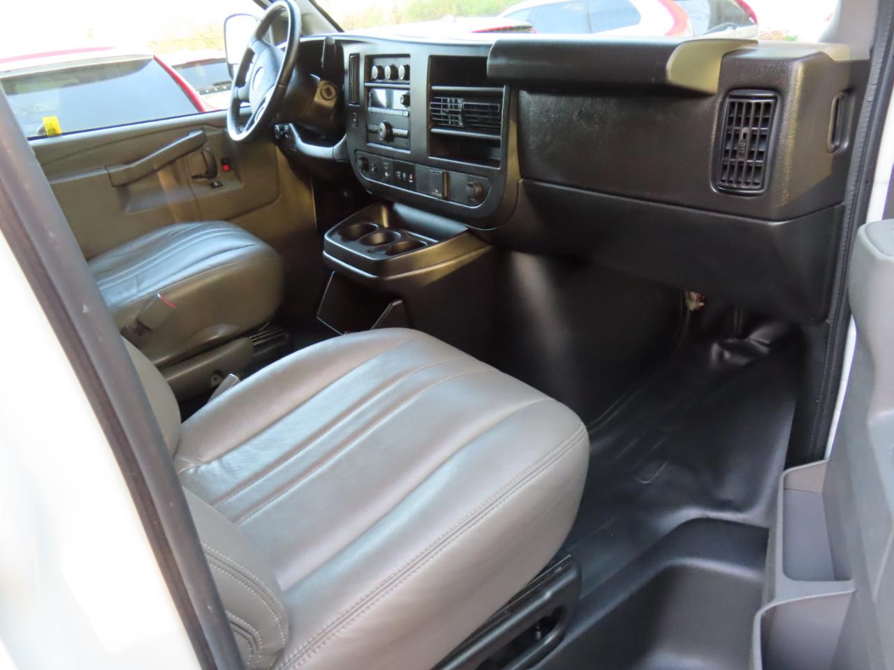 Chevrolet Express Cargo Van  2023