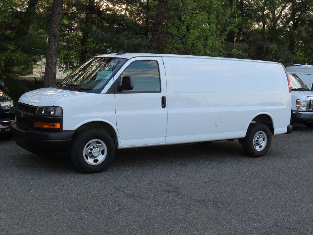 Chevrolet Express Cargo Van  2023