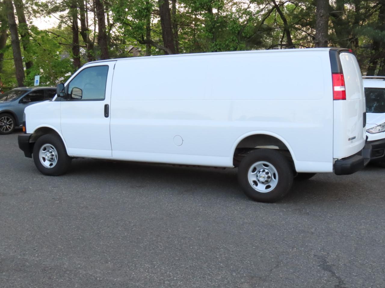Chevrolet Express Cargo Van  2023