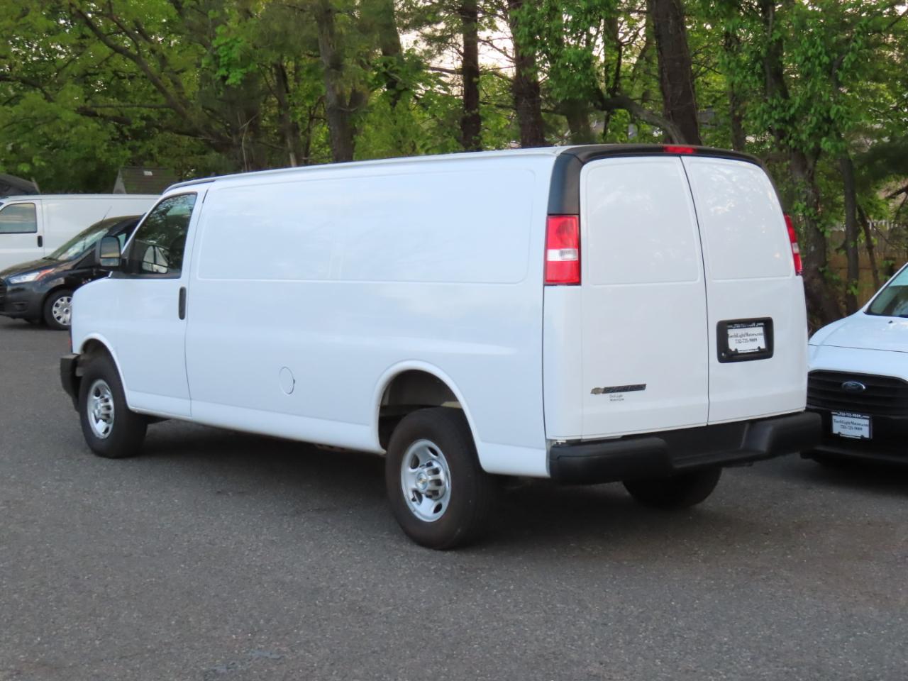 Chevrolet Express Cargo Van  2023