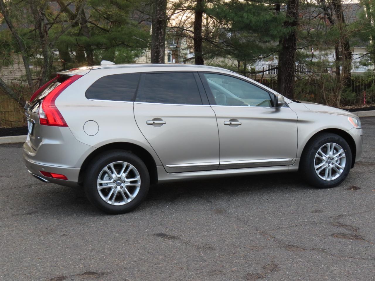 Volvo XC60 AWD 4dr 3.2L 2014