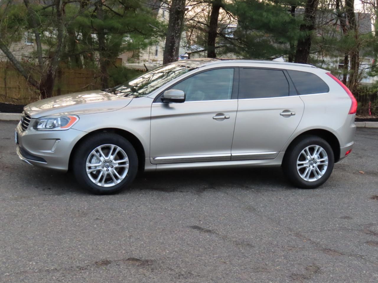 Volvo XC60 AWD 4dr 3.2L 2014