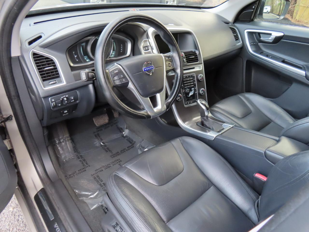 Volvo XC60 AWD 4dr 3.2L 2014