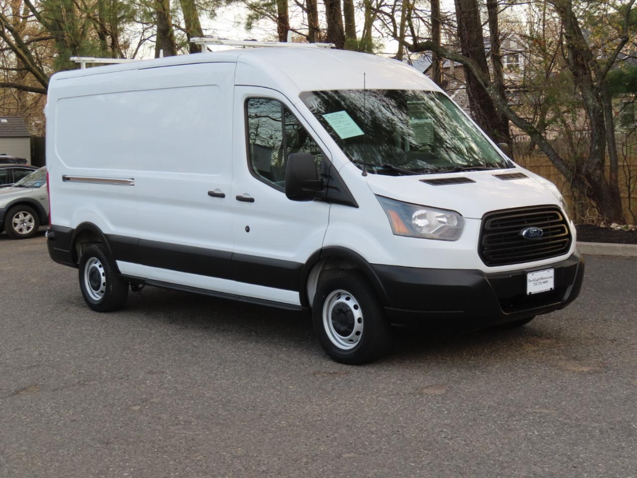 Ford Transit Van T-250 148" Med Rf 9000 GVWR Sliding RH Dr 2019