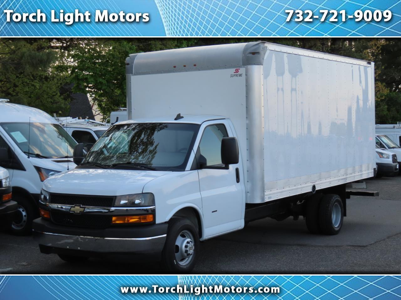 2022 Chevrolet Express Commercial Cutaway 3500 Van 177"